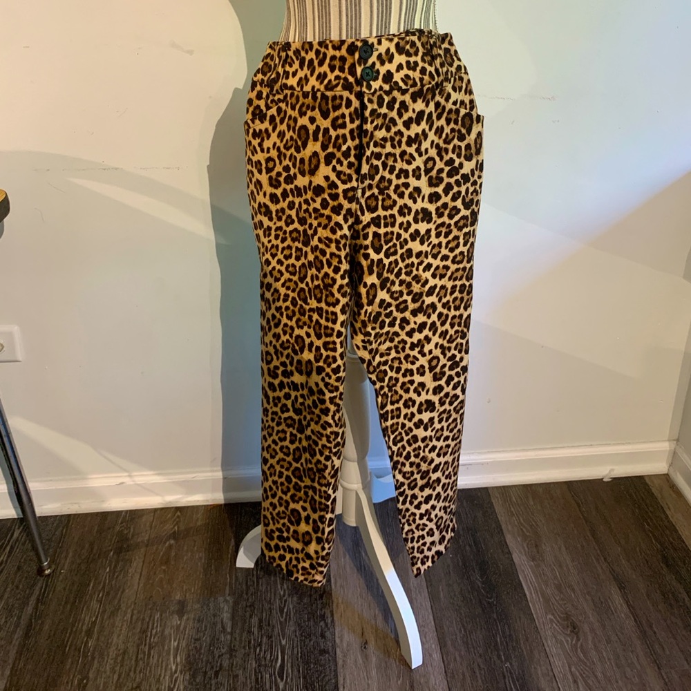 Torrid Leopard Print size 14 Luxe point ankle pant